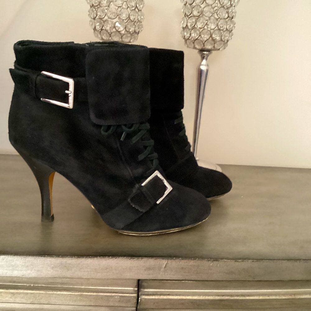 Pilar Abril Black Suede Double Buckle Lace Up Ankle Booties EUC Vintage Size 39